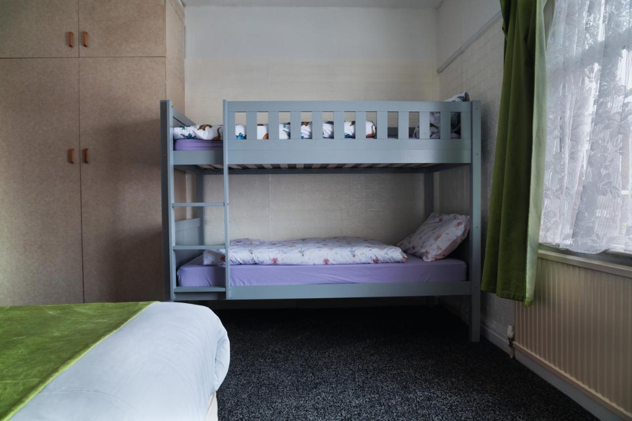 Amarillys Guest House Престън Екстериор снимка