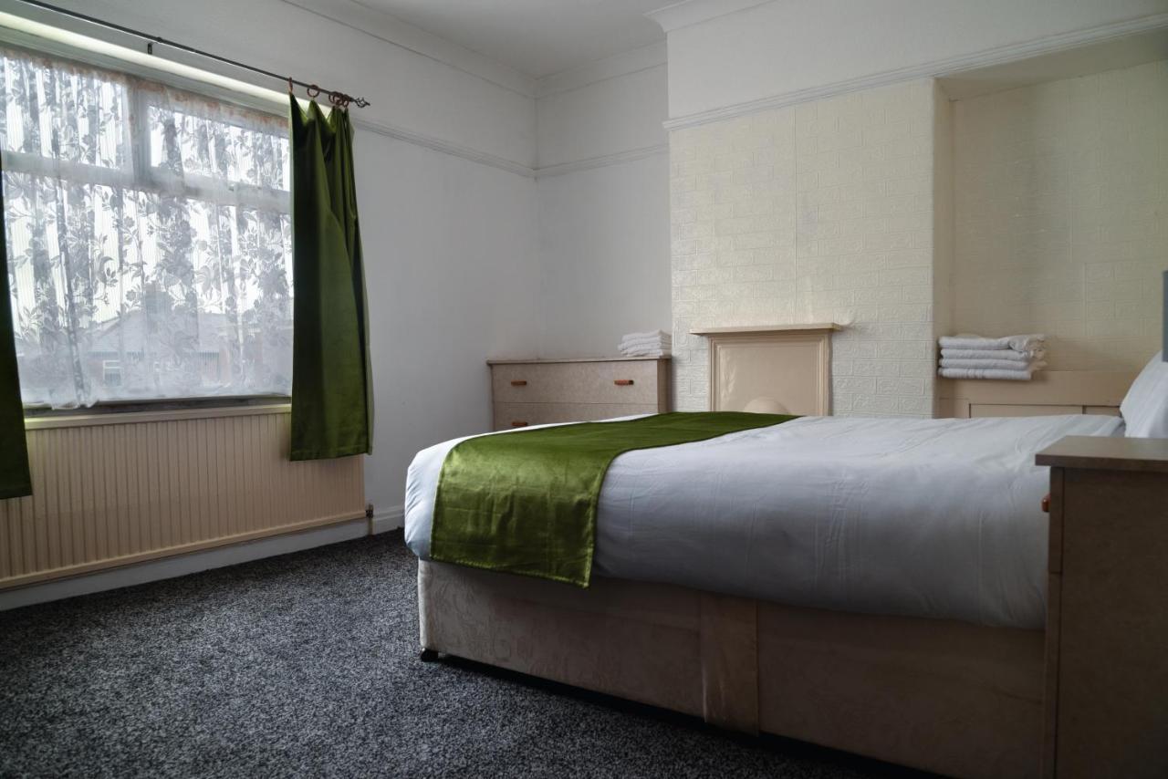 Amarillys Guest House Престън Екстериор снимка