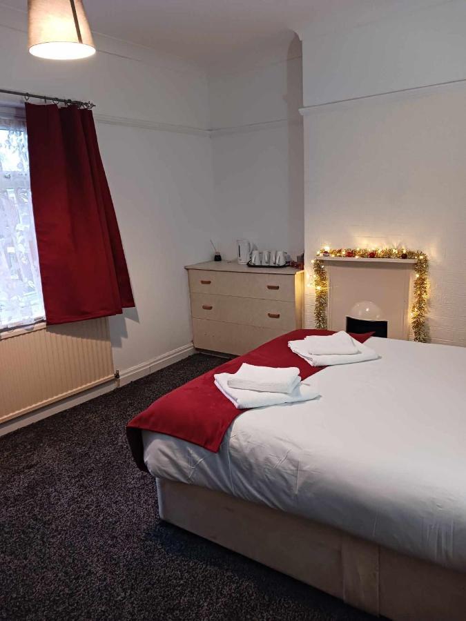 Amarillys Guest House Престън Екстериор снимка